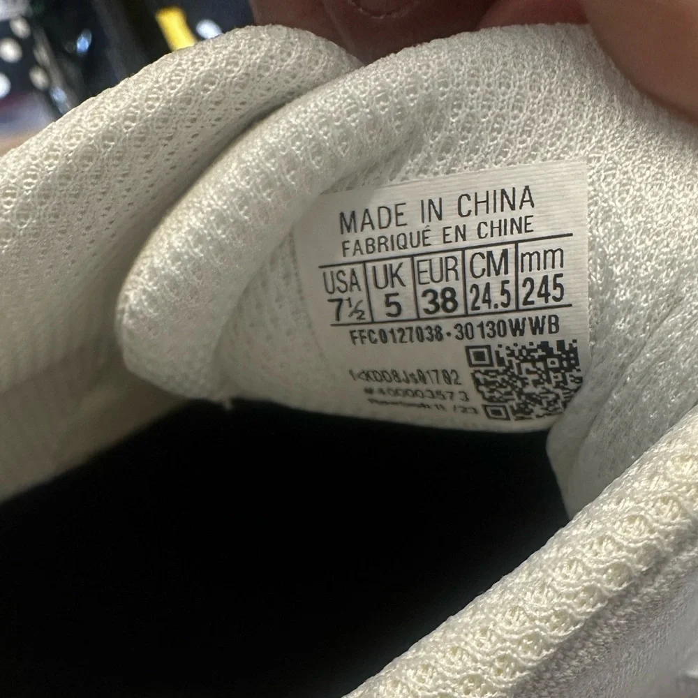 New! Reebox - Picture 4 of 4